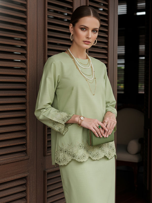 BAJU KURUNG KEDAH DARYA (TENDRIL GREEN)